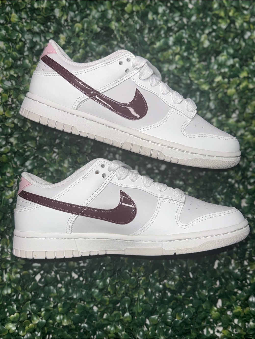 W Nike Dunk Low Size 7 NEW (no lid) Summit White/Plum 7W